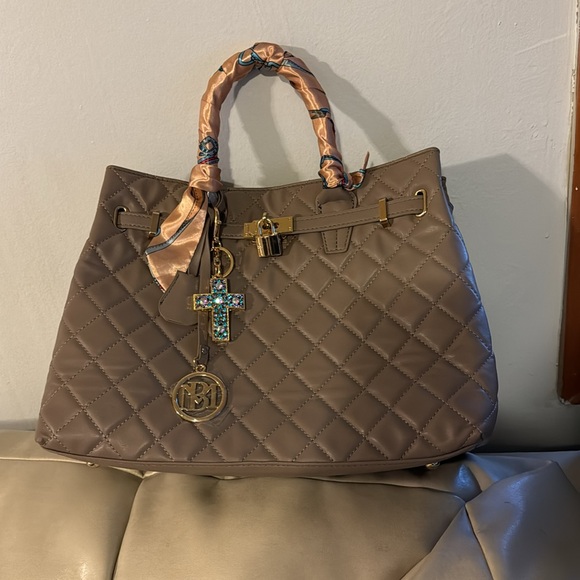 Badgley Mishka NWT Vegan Leather Satchel - Picture 2 of 6